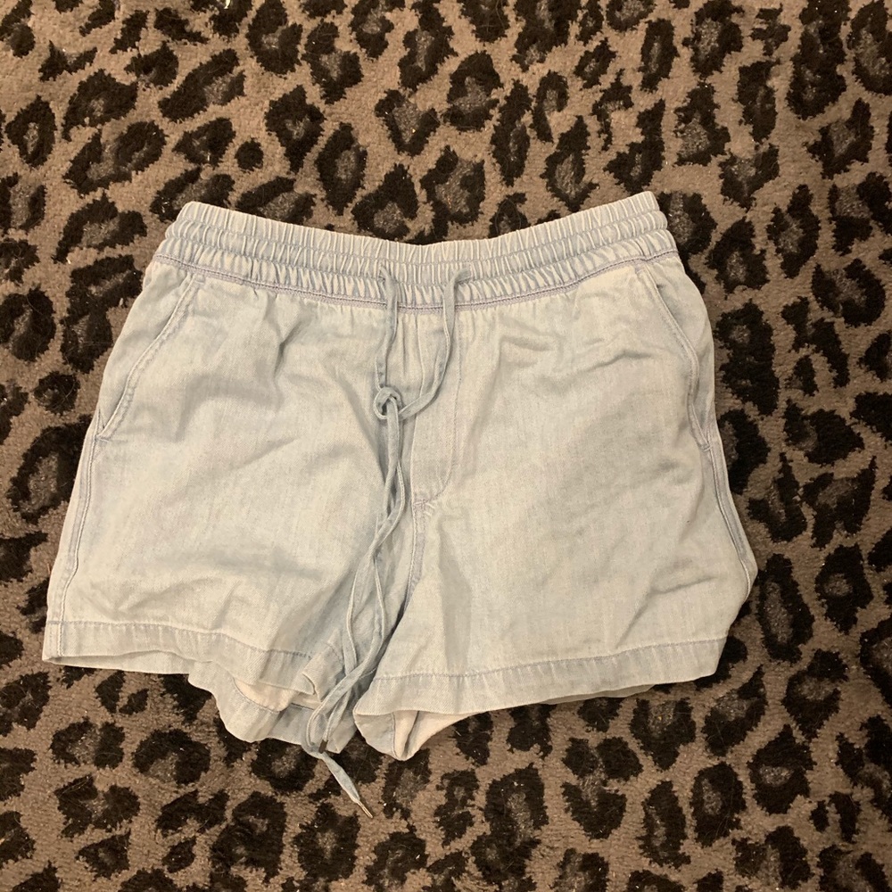 Gap Shorts